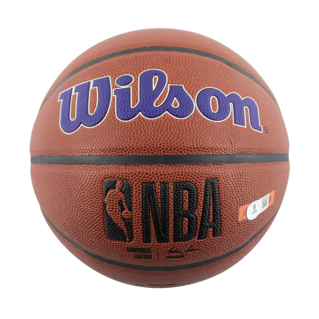 Magic Johnson Signed Los Angeles Lakers Wilson Basketball with Beckett Witness